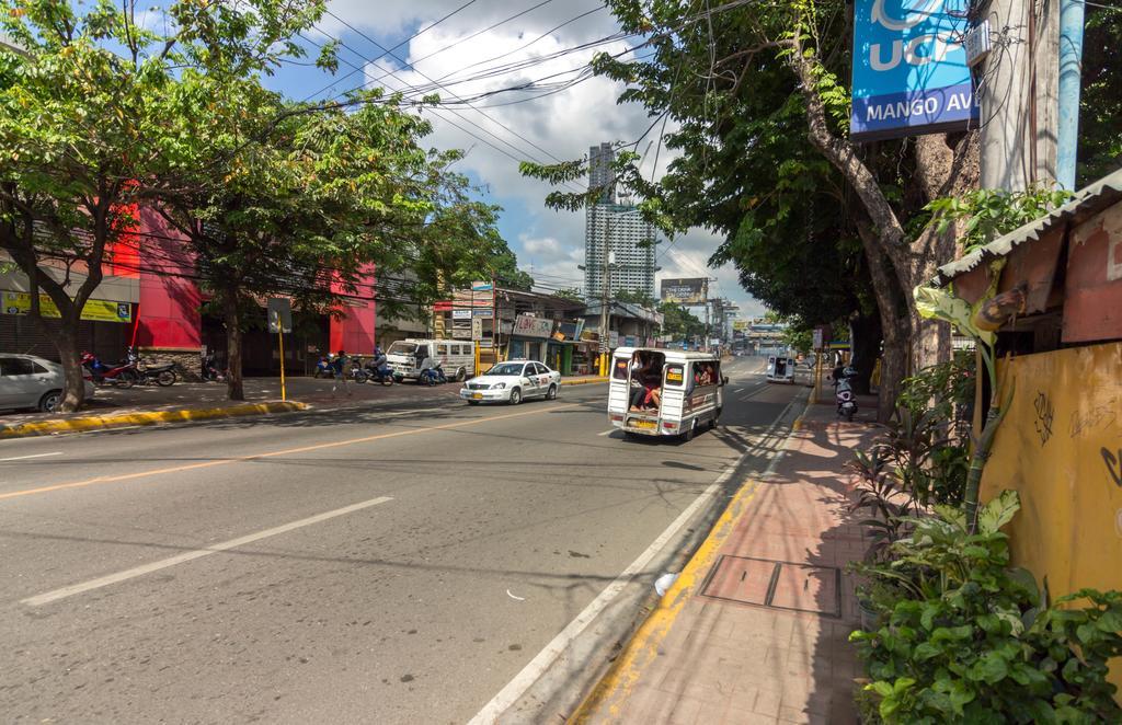 Friendly'S Guesthouse Hotel Cebu Exterior foto